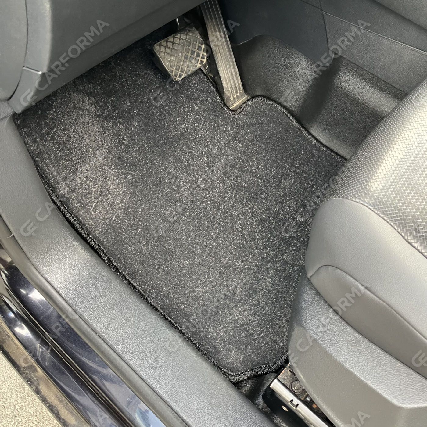 Водительские  коврики  Volkswagen Caddy (2K) 2003&nbsp;-&nbsp;2020 в Калуге