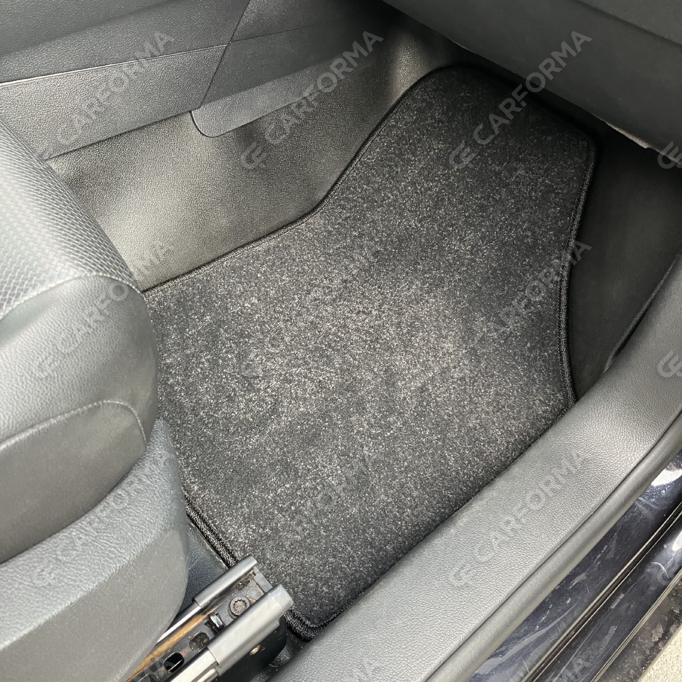 Водительские  коврики  Volkswagen Caddy (2K) 2003&nbsp;-&nbsp;2020 в Калуге