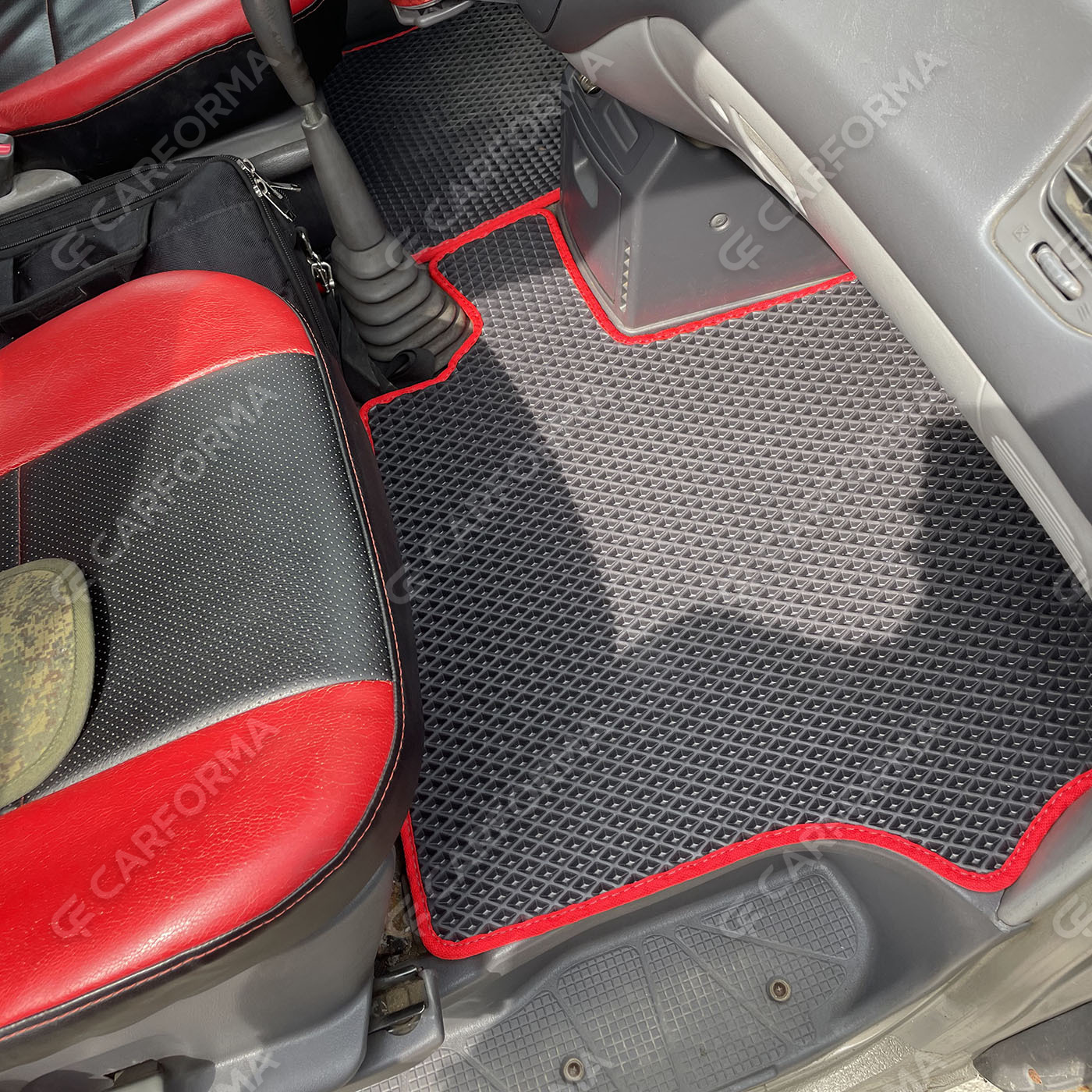 Водительские  коврики Mitsubishi Space Gear 1994&nbsp;-&nbsp;2007 в Калуге