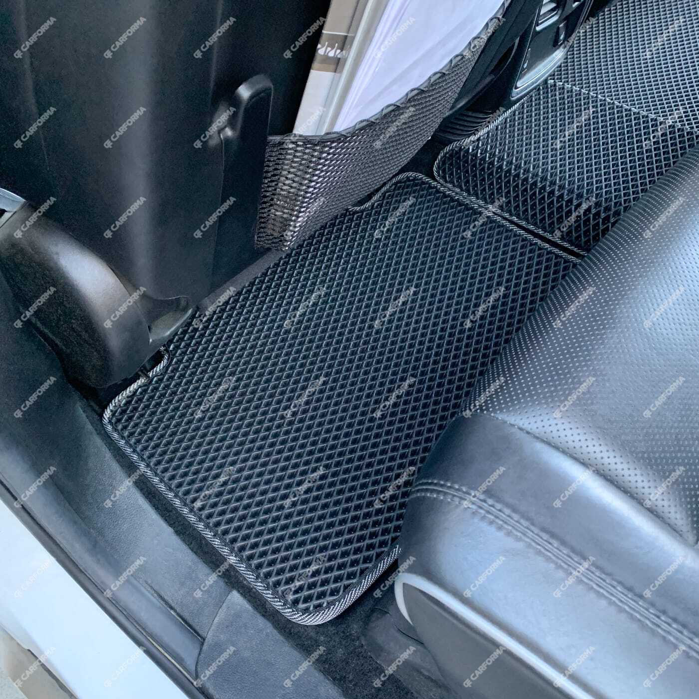 Коврики на Jeep Grand Cherokee (WK2) 2010&nbsp;-&nbsp;2022 в Калуге