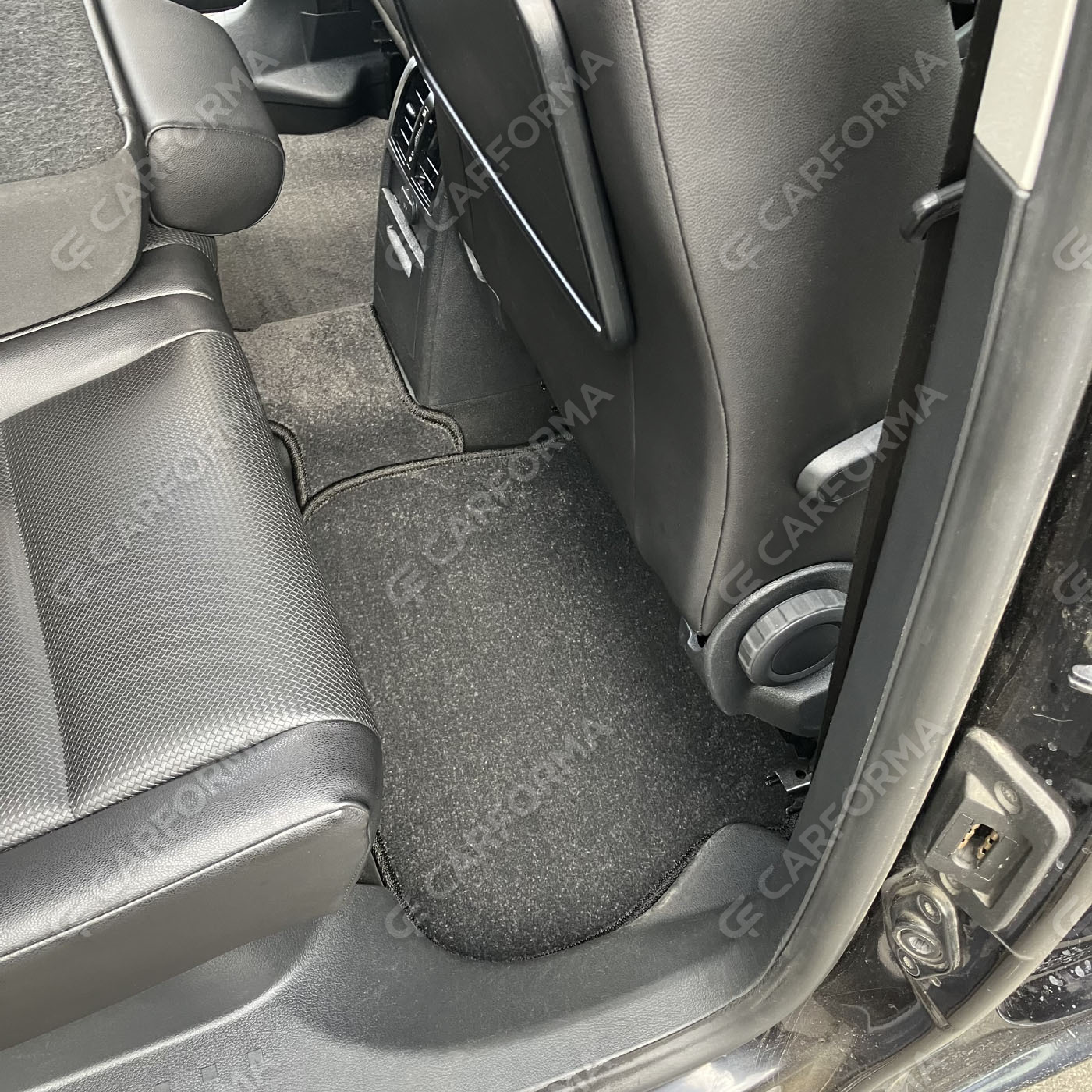 Водительские  коврики  Volkswagen Caddy (2K) 2003&nbsp;-&nbsp;2020 в Калуге