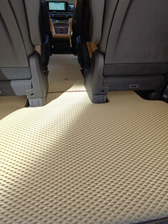 Коврики на KIA Carnival IV 11 мест 2020 - 2025 в Калуге Коврики на KIA Carnival IV 11 мест 2020 - 2025 в Калуге