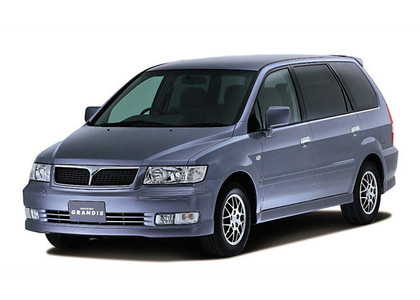 Коврики на Mitsubishi Chariot Grandis 1997 - 2003 в Калуге