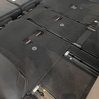 Ворсовые коврики на KIA Carnival IV 8 мест 2020 - 2025 в Калуге Ворсовые коврики на KIA Carnival IV 8 мест 2020 - 2025 в Калуге