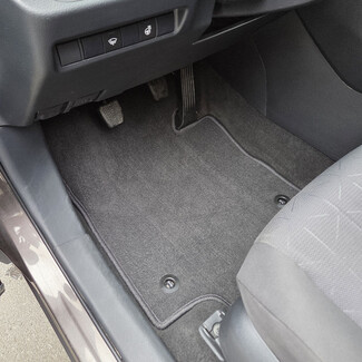 Водительские  коврики  Toyota Rav4 V 2018&nbsp;-&nbsp;2026 в Калуге