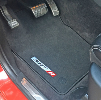 Коврики на Jeep Grand Cherokee (WK2) 2010 - 2022 в Калуге