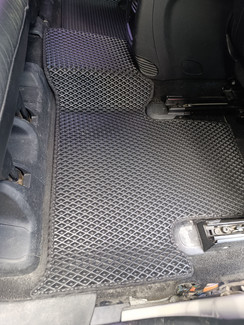 Коврики на Jeep Grand Cherokee (WK2) 2010 - 2022 в Калуге