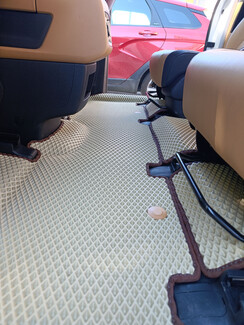 Коврики на KIA Carnival IV 11 мест 2020 - 2025 в Калуге Коврики на KIA Carnival IV 11 мест 2020 - 2025 в Калуге