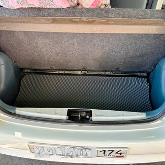 Коврики на Toyota Vitz I 1998 - 2005 в Калуге Коврики на Toyota Vitz I 1998 - 2005 в Калуге